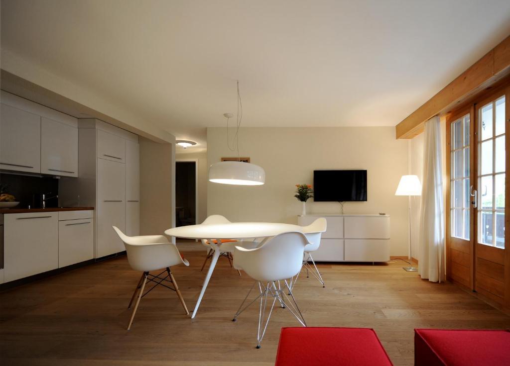Hotel-Restaurant Zum Gade Ленк Екстериор снимка